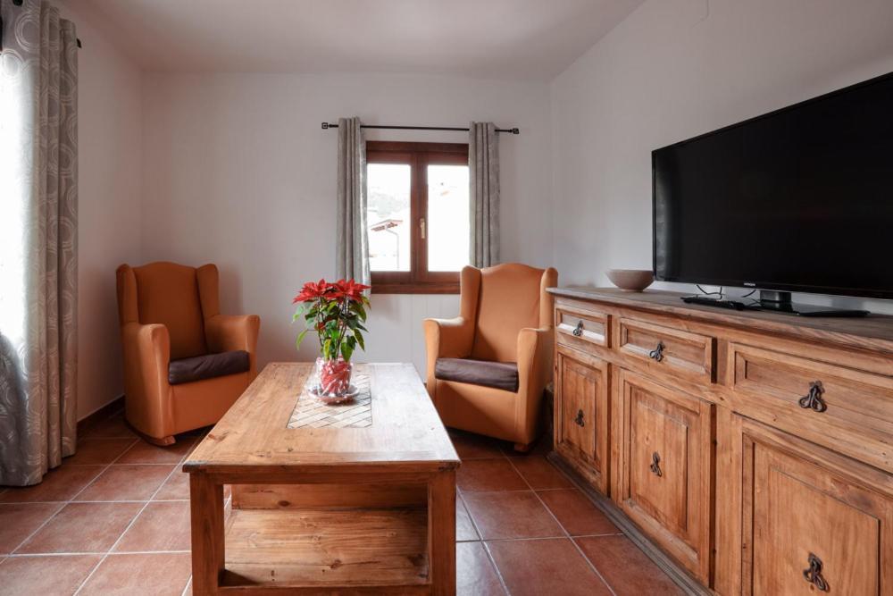 Hostal Antiguo Hospital Linares de Mora 외부 사진
