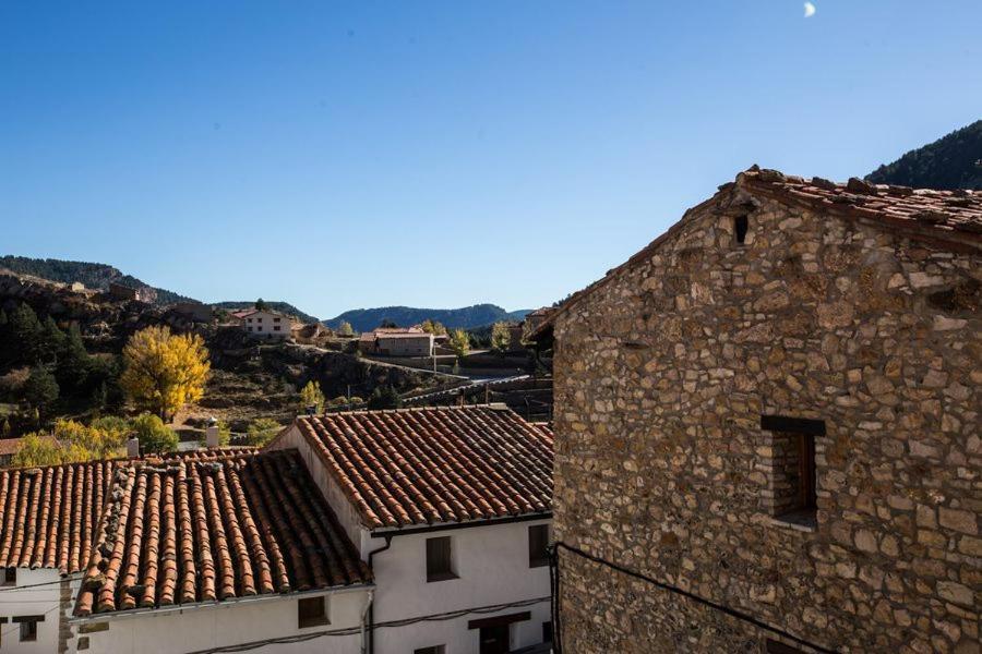 Hostal Antiguo Hospital Linares de Mora 외부 사진