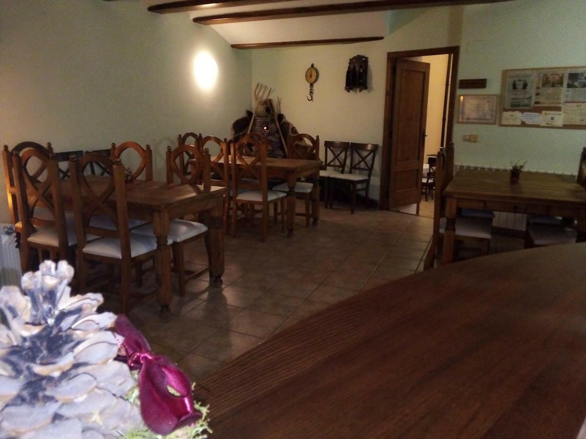Hostal Antiguo Hospital Linares de Mora 외부 사진
